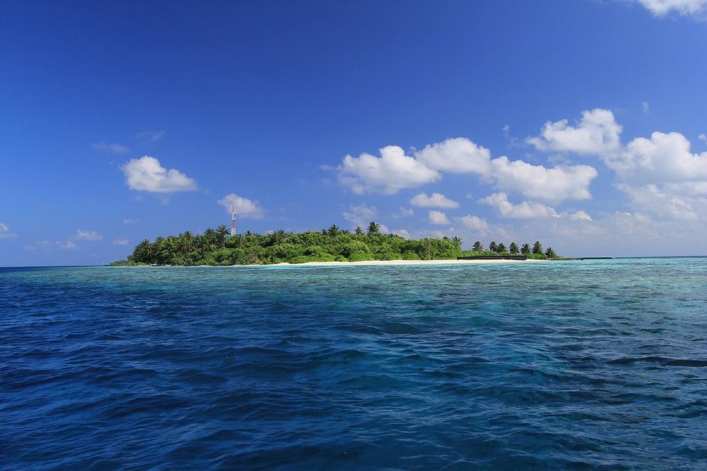 Local Island Inn Хангнаамеедхоо Екстер'єр фото